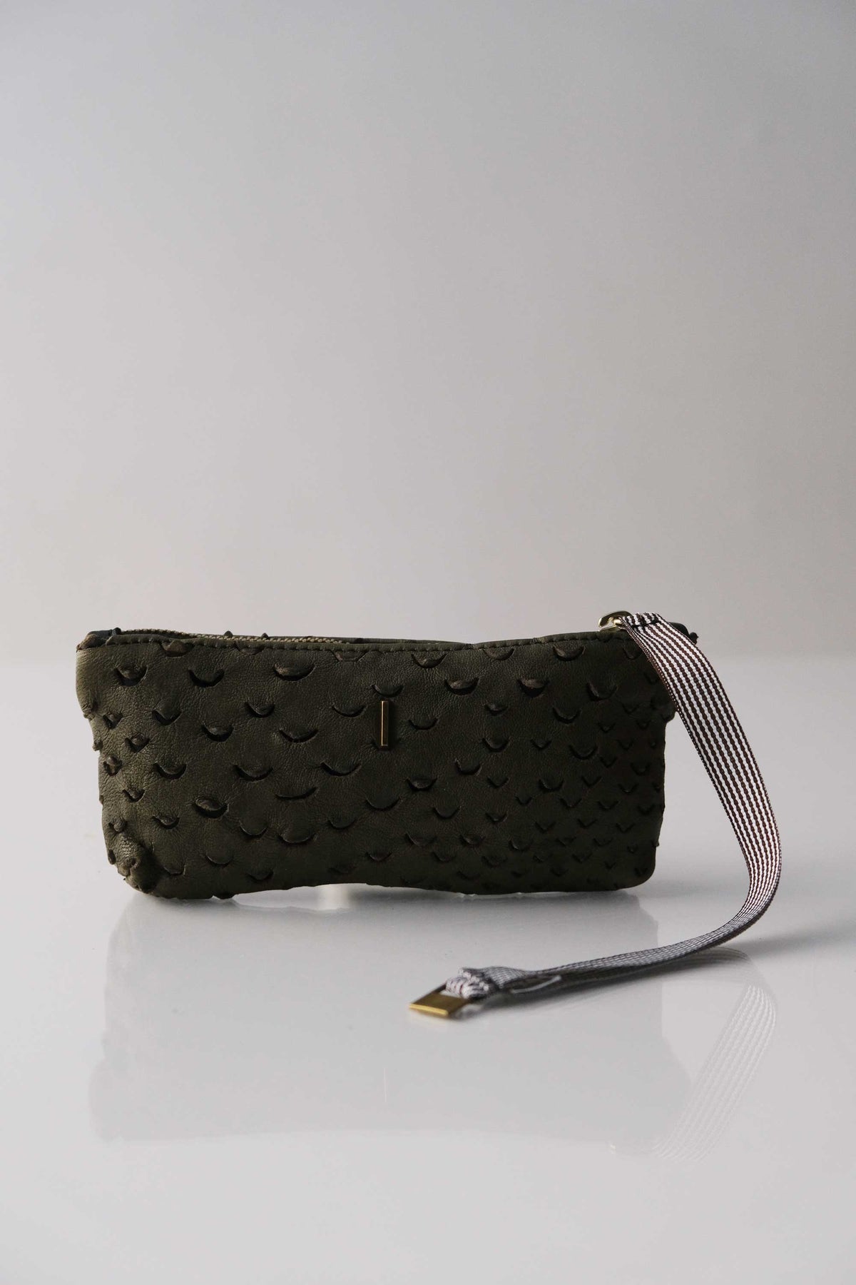 Dream Big soft moss nappa taipan-effect pochette – The Sustainable Pochette – Made in Italy
