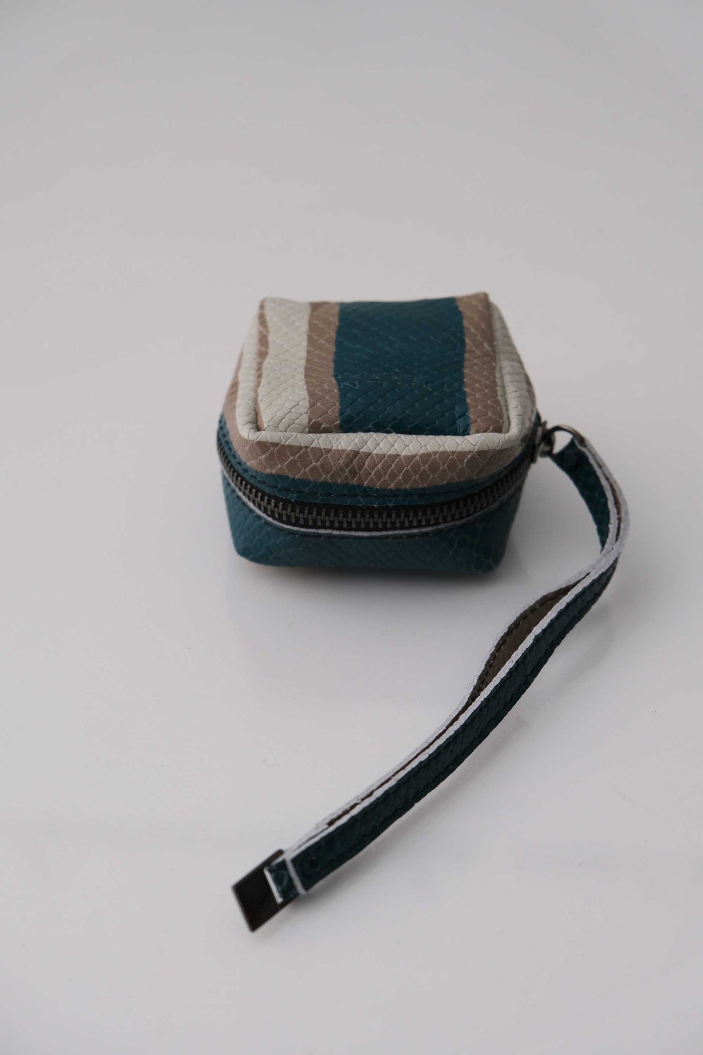 Dream box mini pochette in octane line soft leather