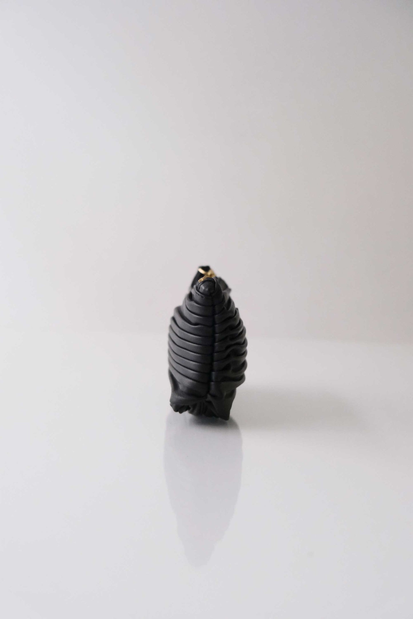 Dream stretch pochette in black pleated leather - Made in Italy -