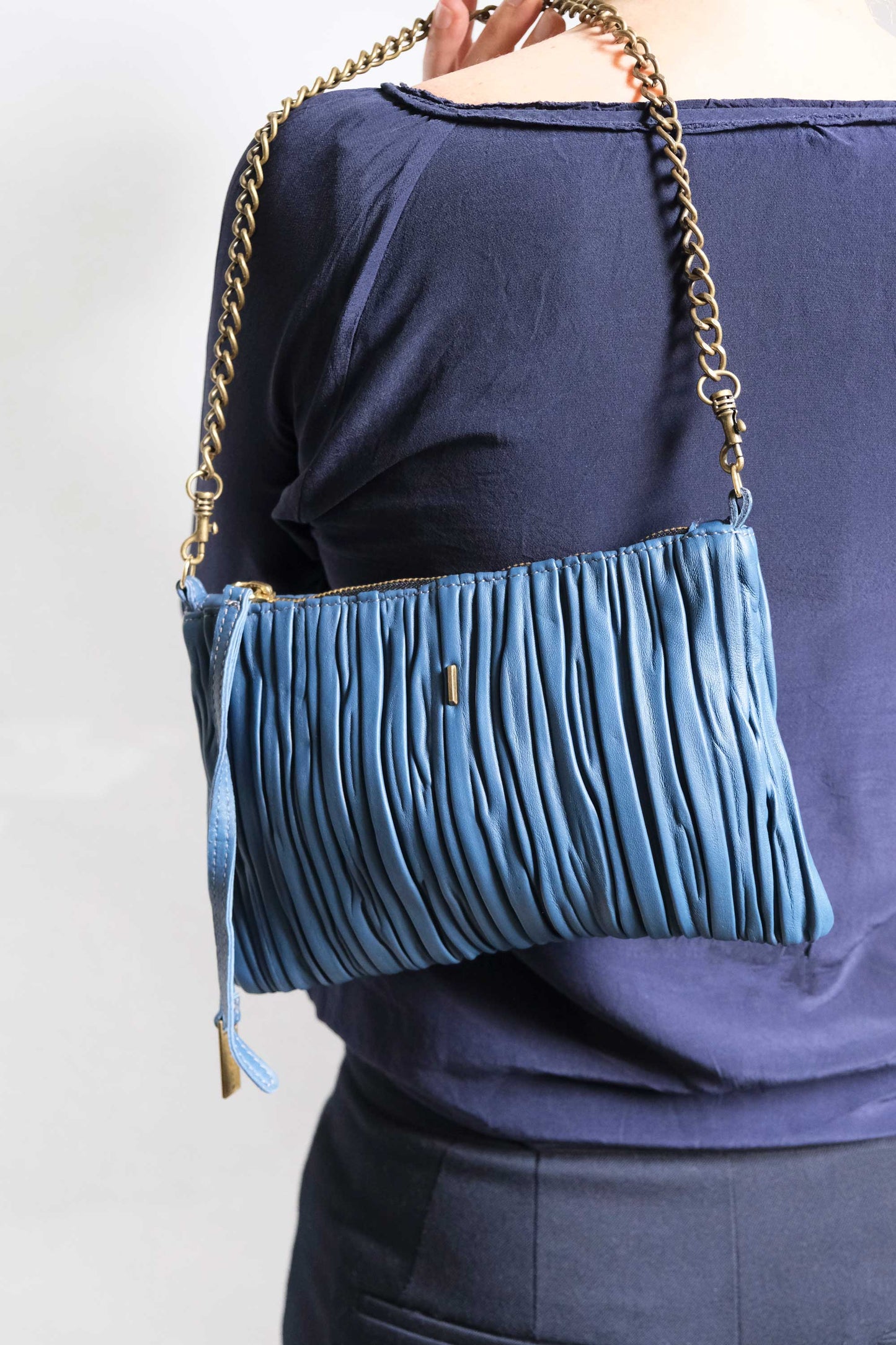 Mikin pochette in denim pleated leather - Made in Italy -