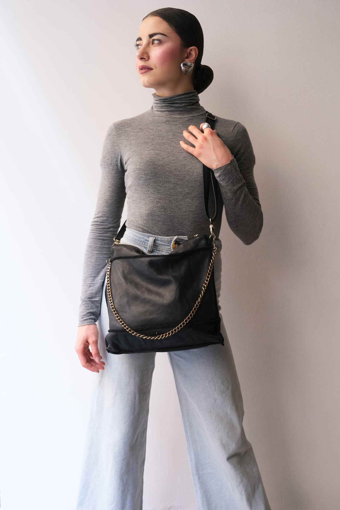 Rezoe sand garment-dyed leather - Made in Italy -