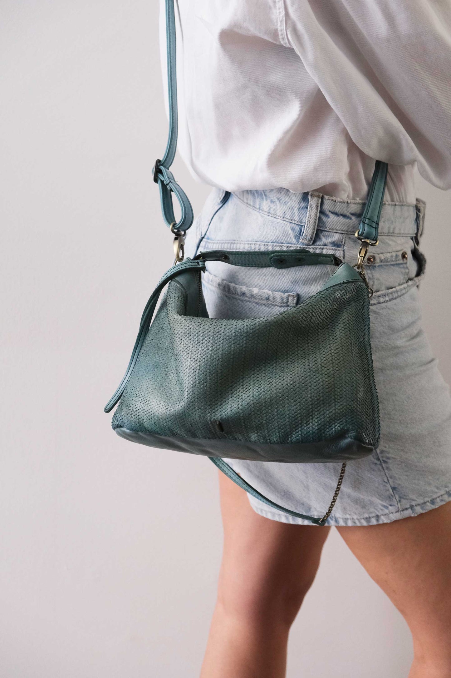Chicca Media hobo bag in sea green turner wips calf soft leather - Made in Italy -