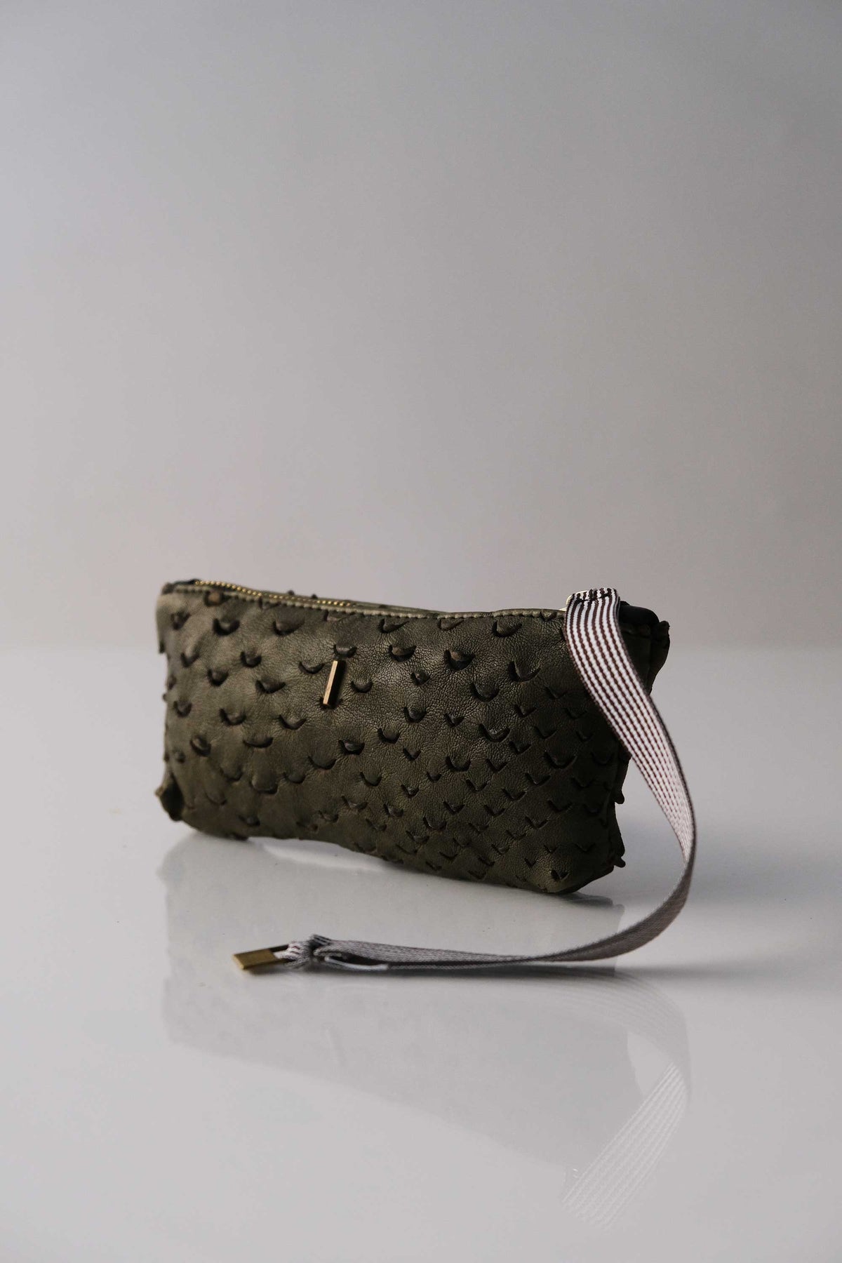 Dream Big soft moss nappa taipan-effect pochette – The Sustainable Pochette – Made in Italy