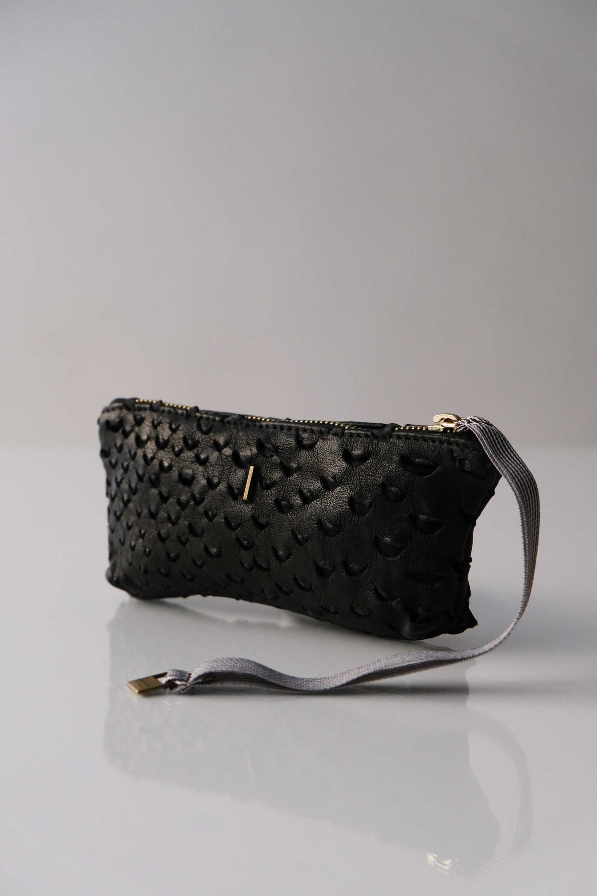Dream Big soft black nappa taipan-effect pochette – The Sustainable Pochette – Made in Italy