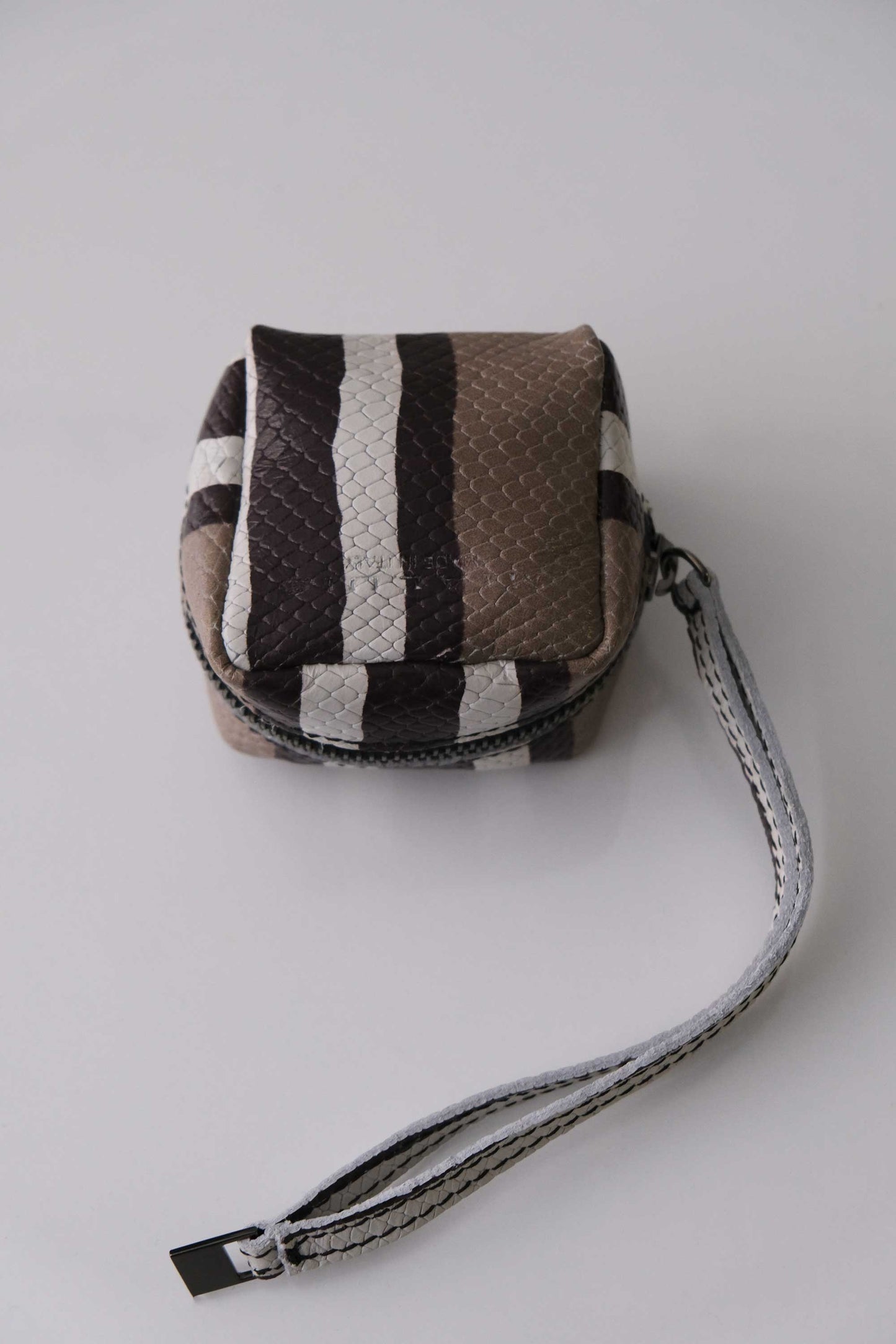 Dream box mini pochette in taupe line soft leather