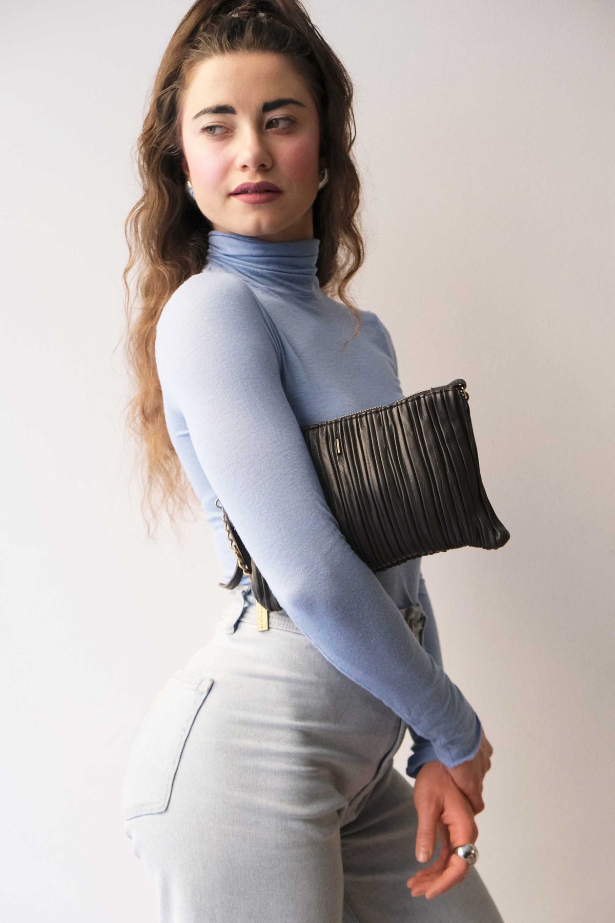 Mikin pochette in brown pleated leather - Made in Italy -