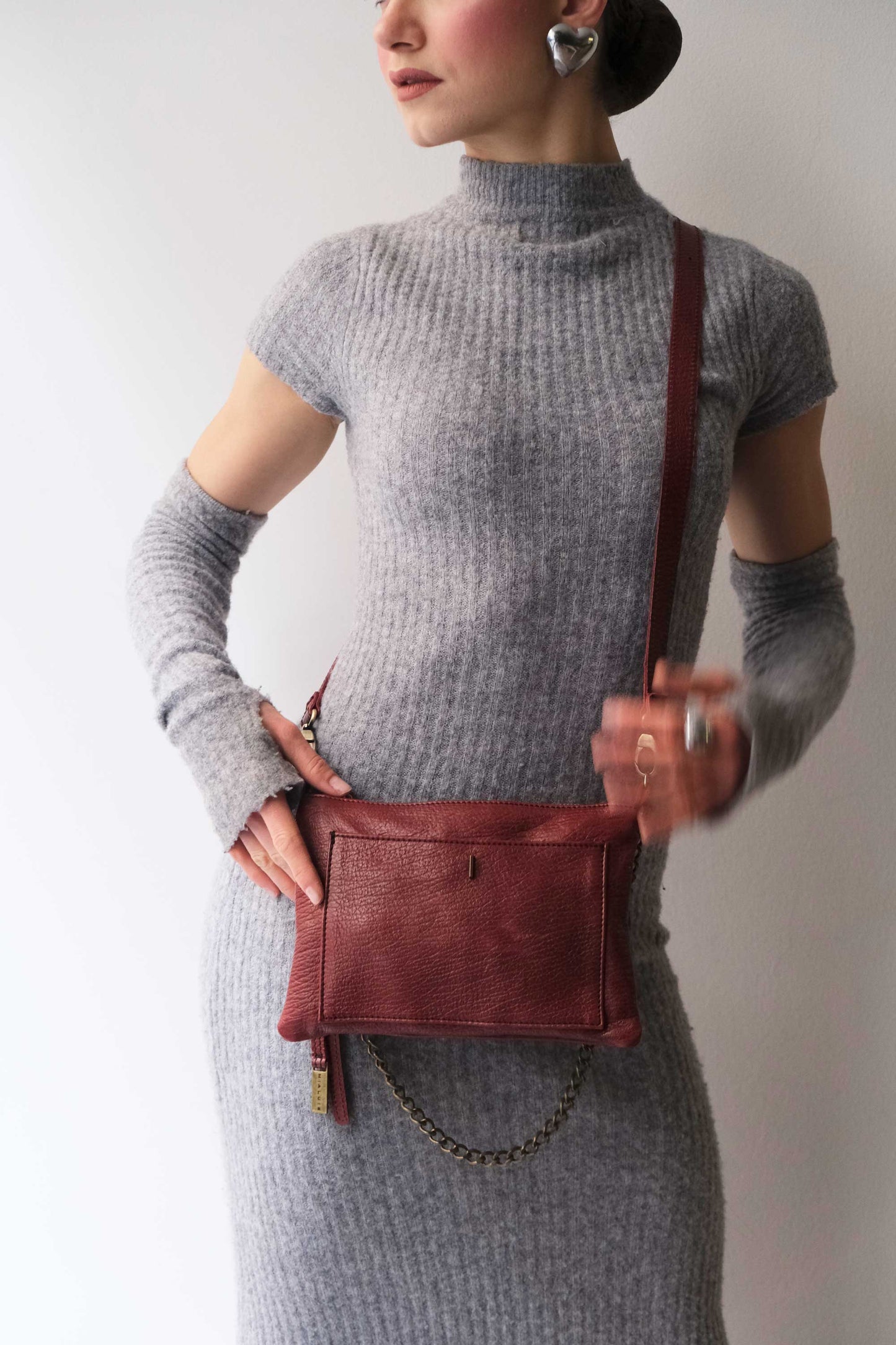 Mikin Habanero pochette in vegetable-tanned leather – Made in Italy -