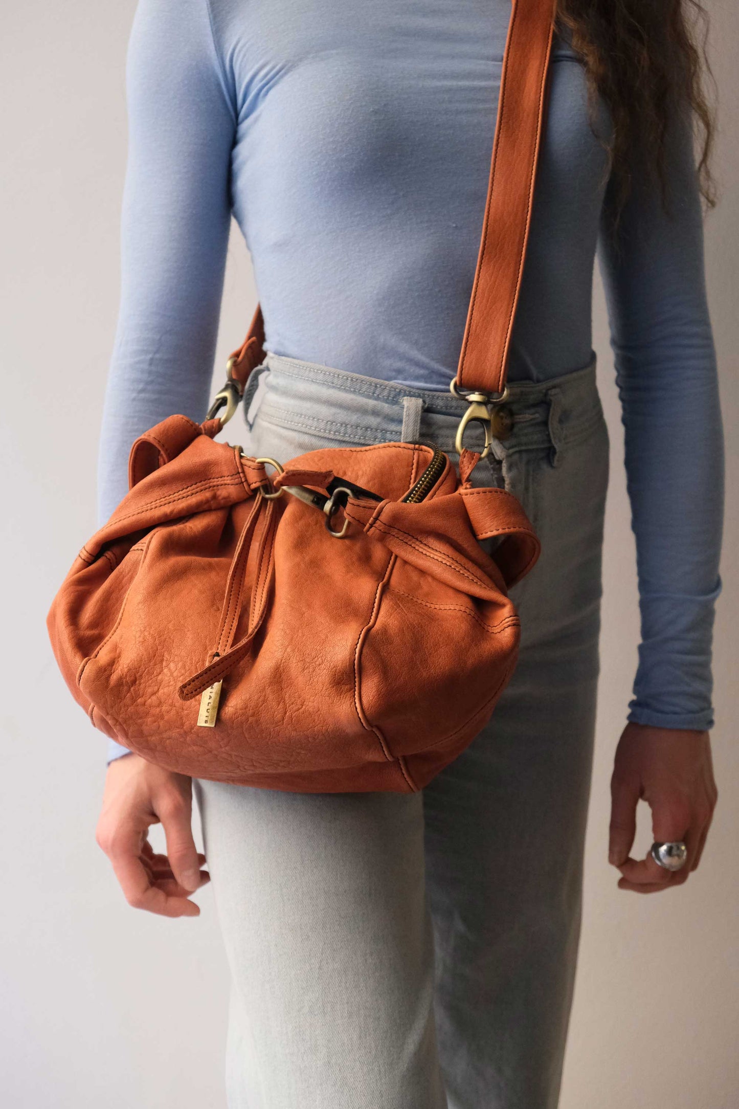 Mina media tote bag in lips nappa leather - Made in Italy -