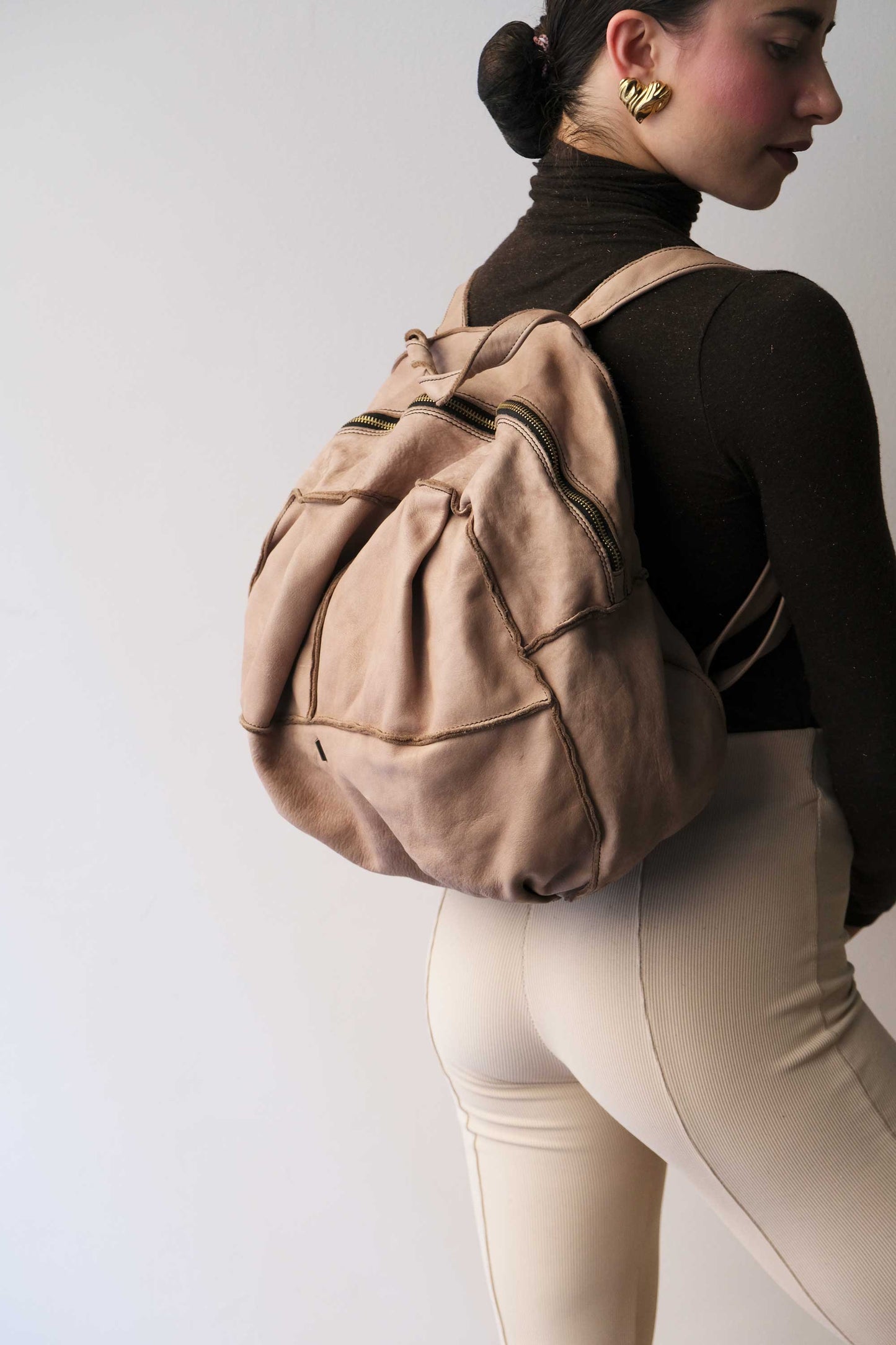 Reneri backpack sand garment-dyed leather - Made in Italy -
