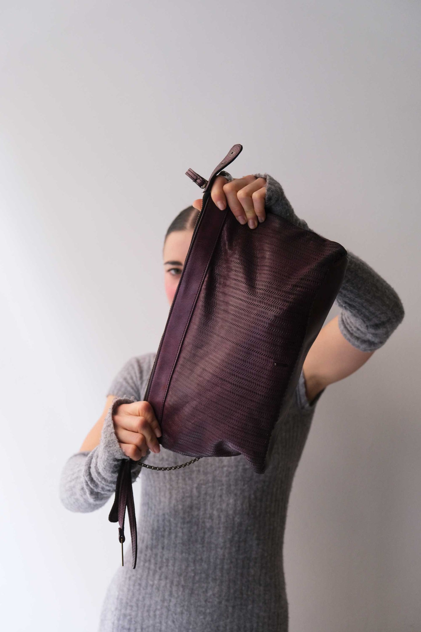 Chicca Media hobo bag in plum turner calf soft leather - Made in Italy-