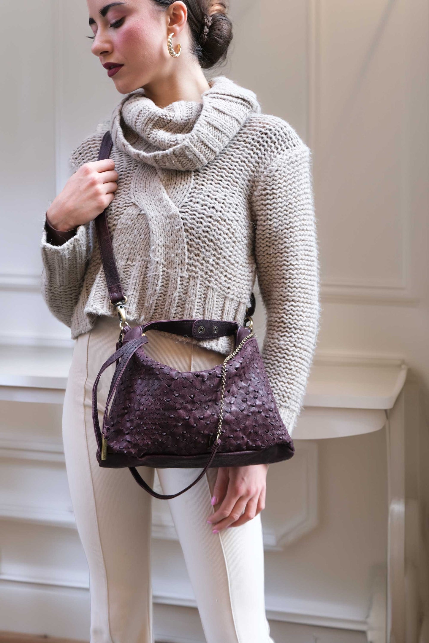 Chicca Media hobo bag in plum perforated nappa - Made in Italy-