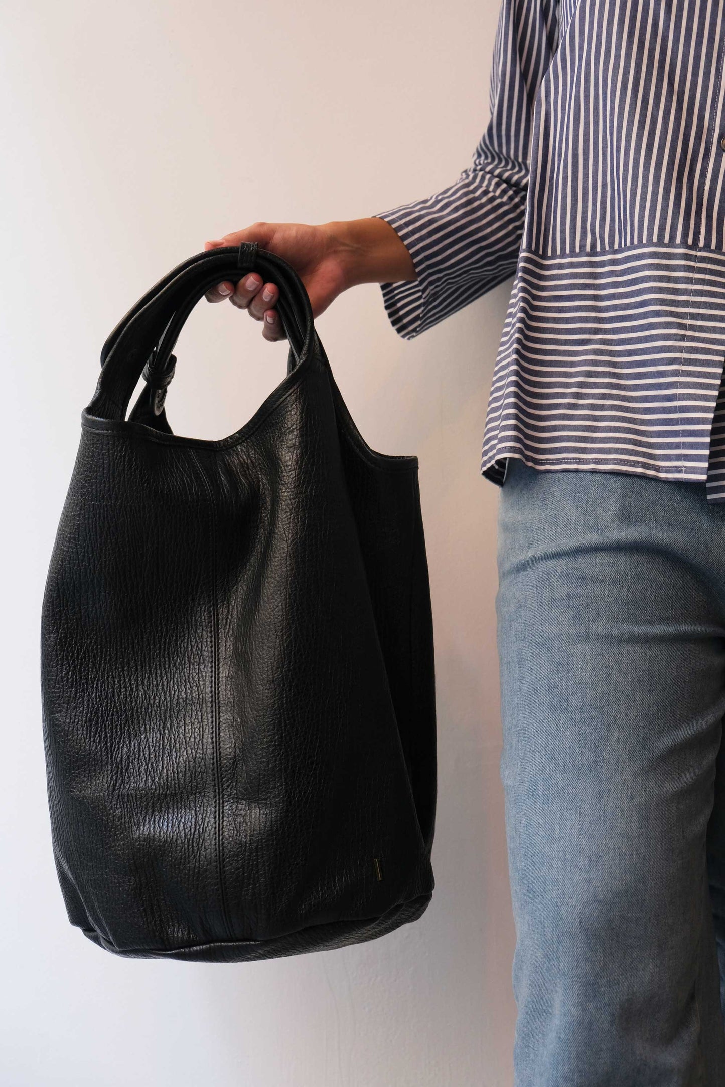 Lena tote bag in nappa nera