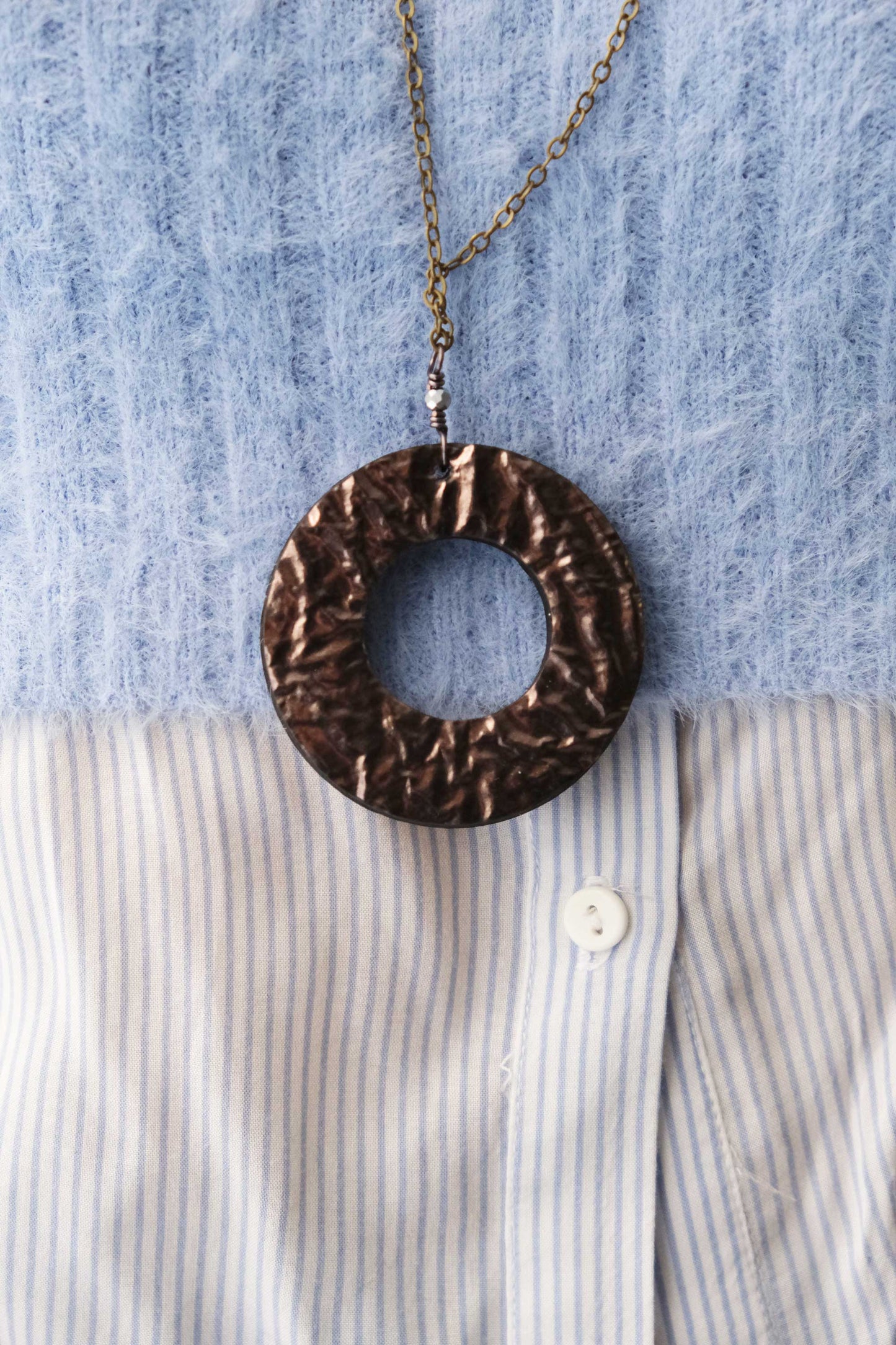 Glasses holder in bronze laminated leather – Sustainable product - Made in Italy