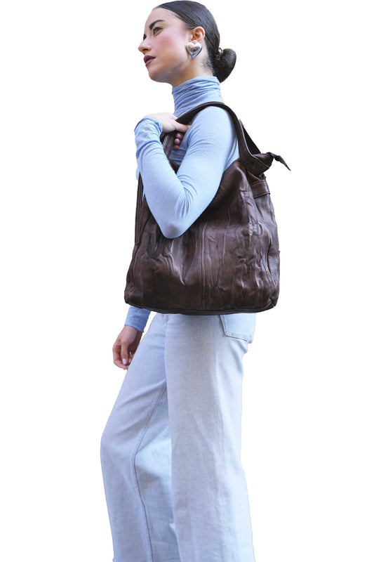 LAUNCH PRICE €298 UNTIL OCTOBER 30 - Valy tote bag in soft nappa lomé brown - Made in Italy -