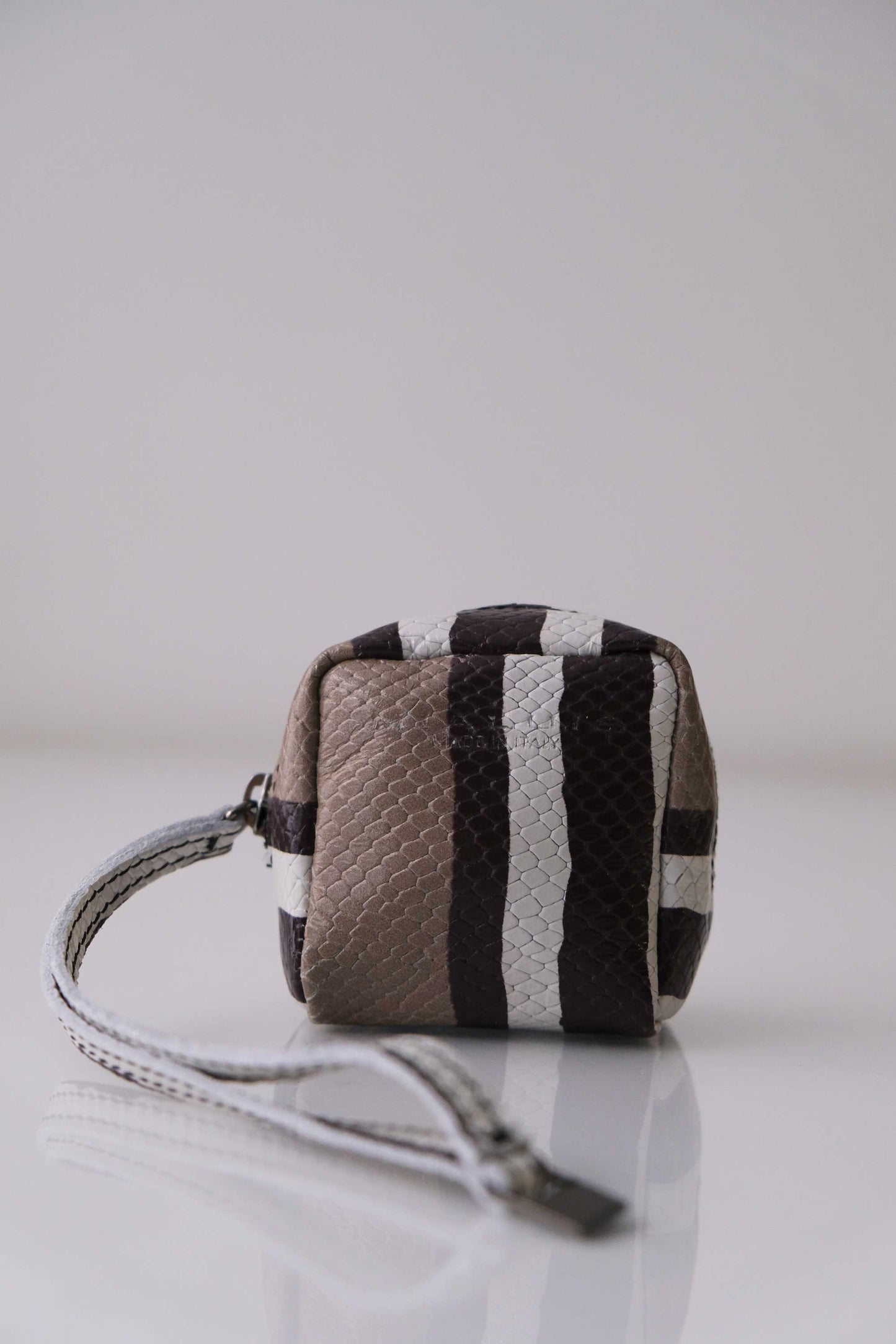 Dream box mini pochette in taupe line soft leather