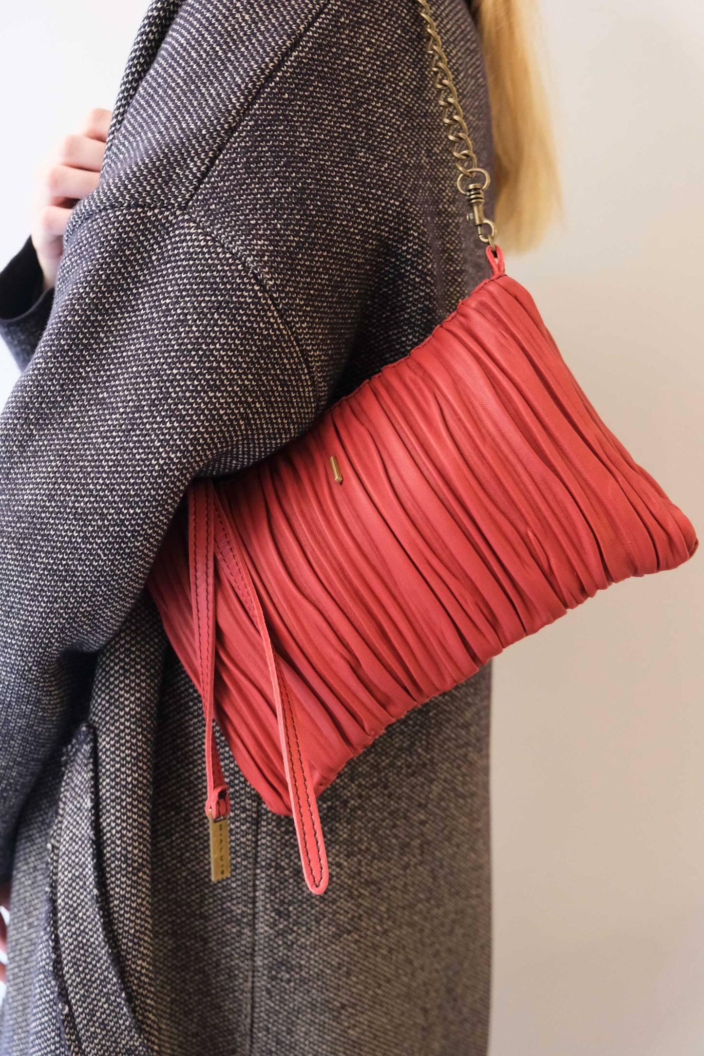 Mikin pochette in red pleated leather-Made in Italy -