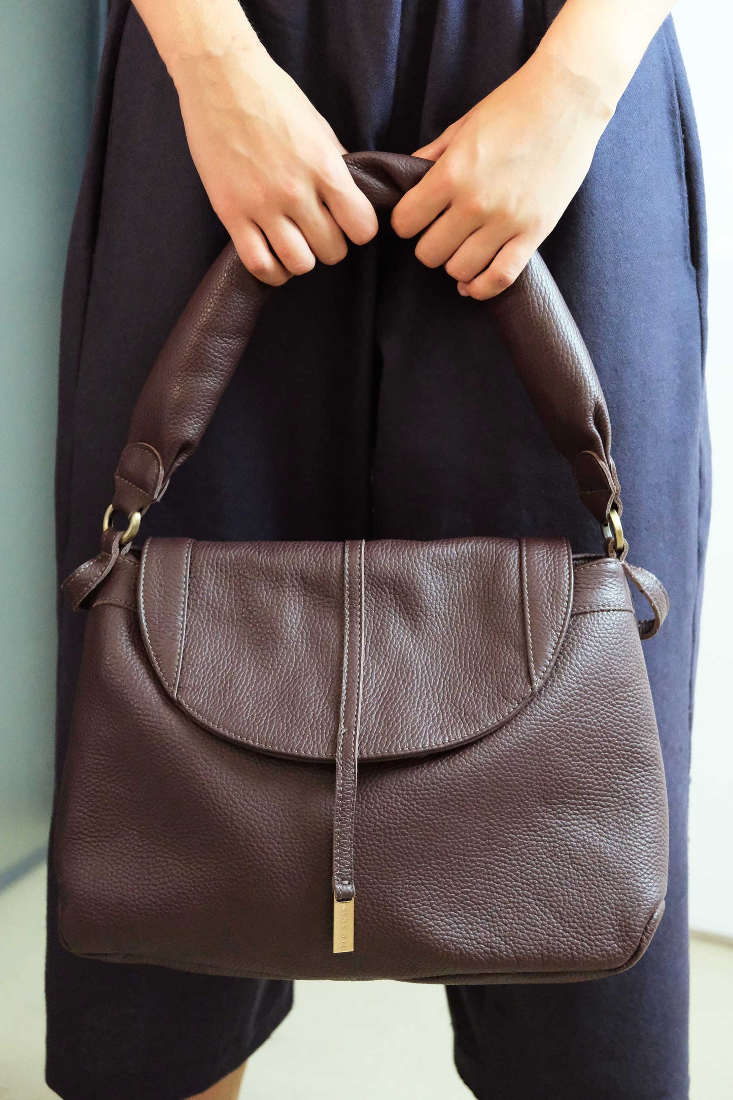 Do Torchon saddle bag in leather with natural grain