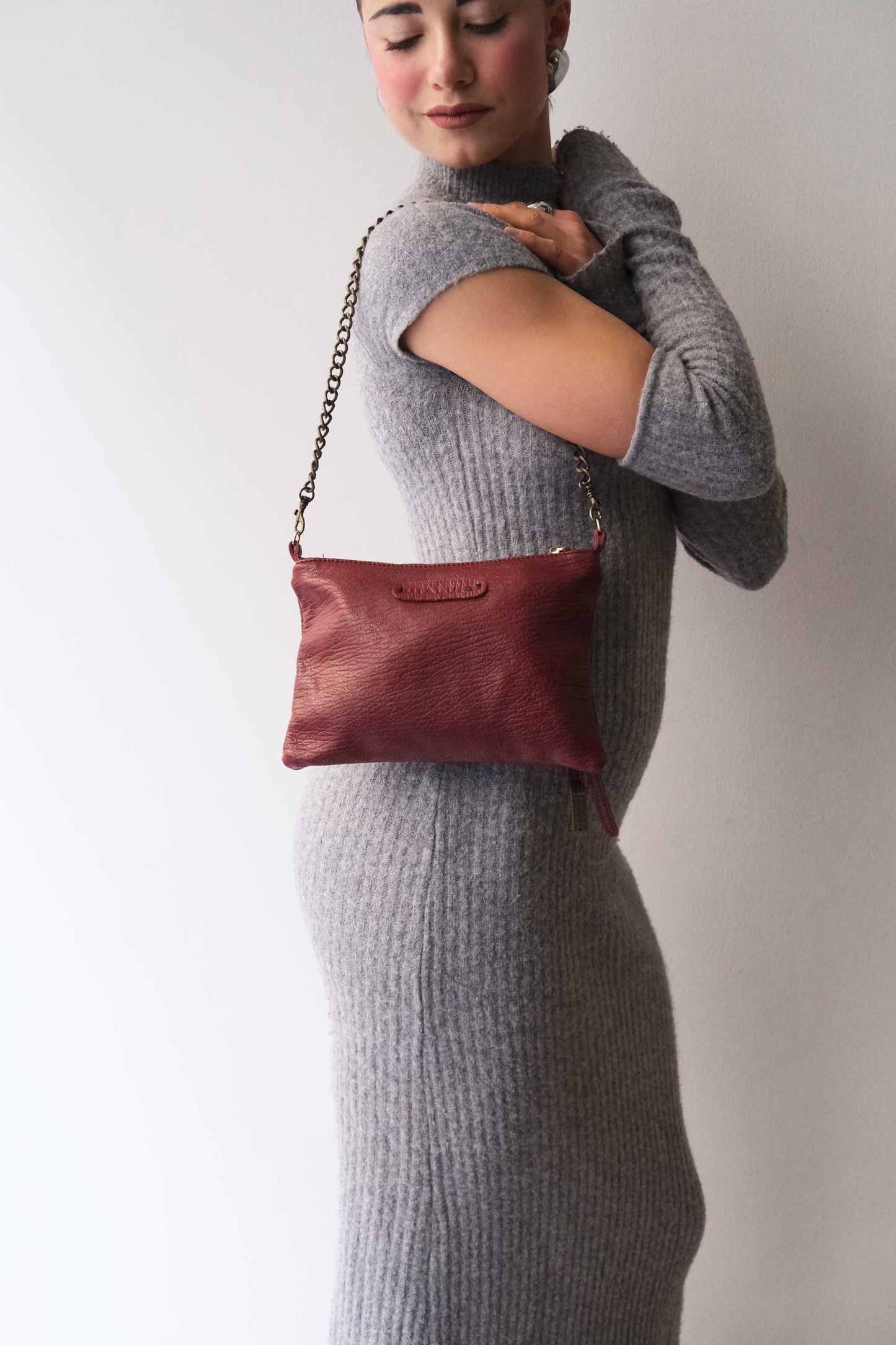 Mikin Habanero pochette in vegetable-tanned leather – Made in Italy -