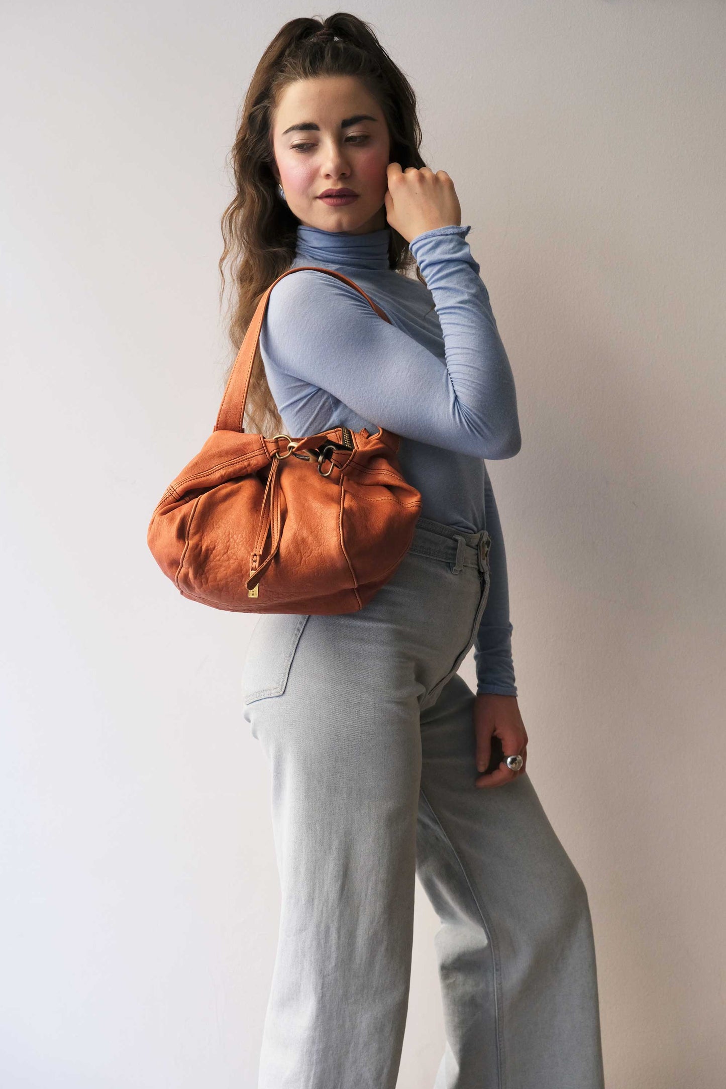 Mina media tote bag in lips nappa leather - Made in Italy -