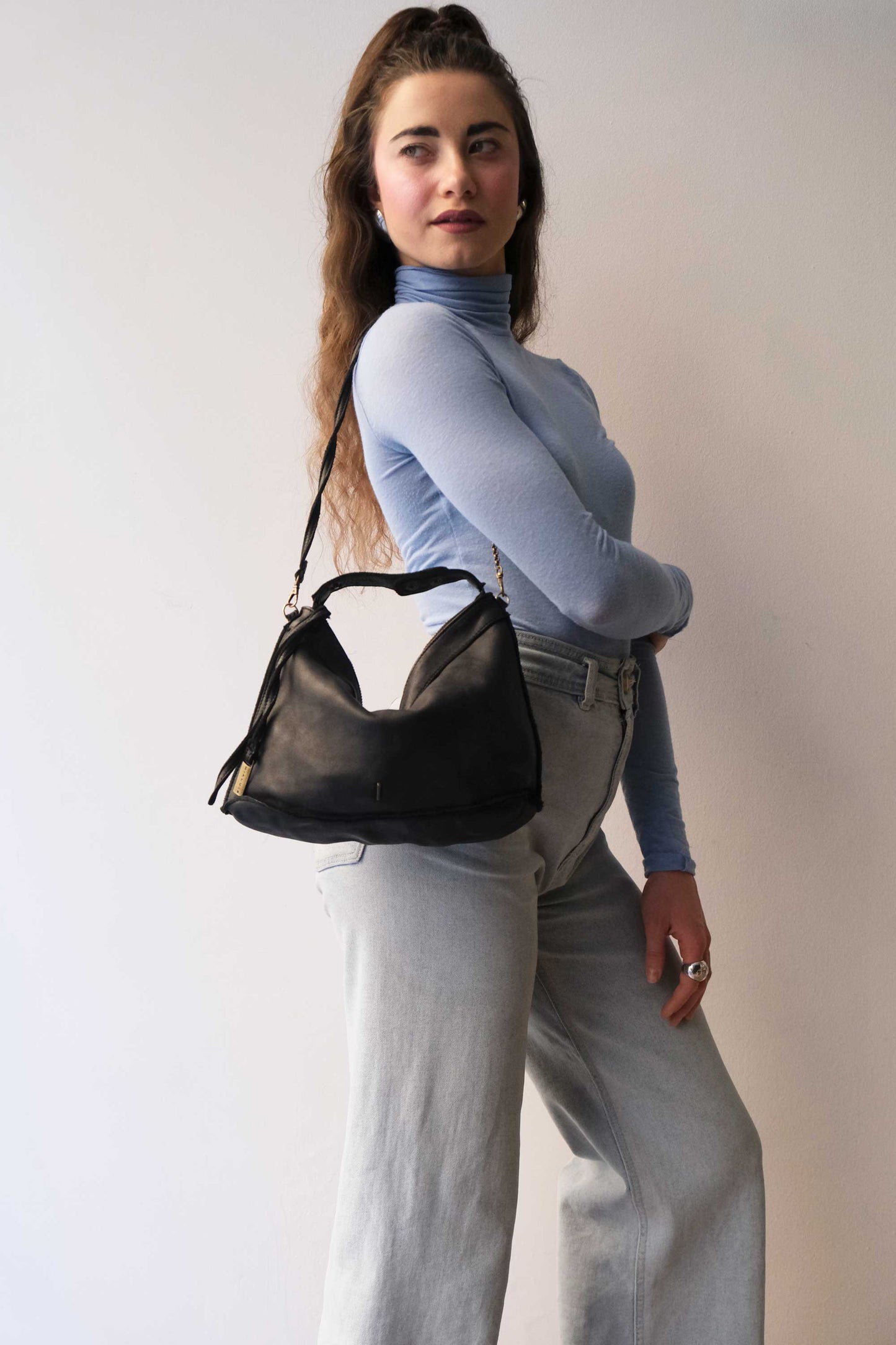 Rechi media hobo bag black garment-dyed leather - Made in Italy -