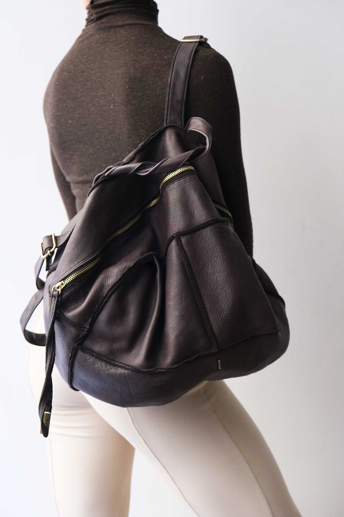 Reneri backpack brown garment-dyed leather - Made in Italy -