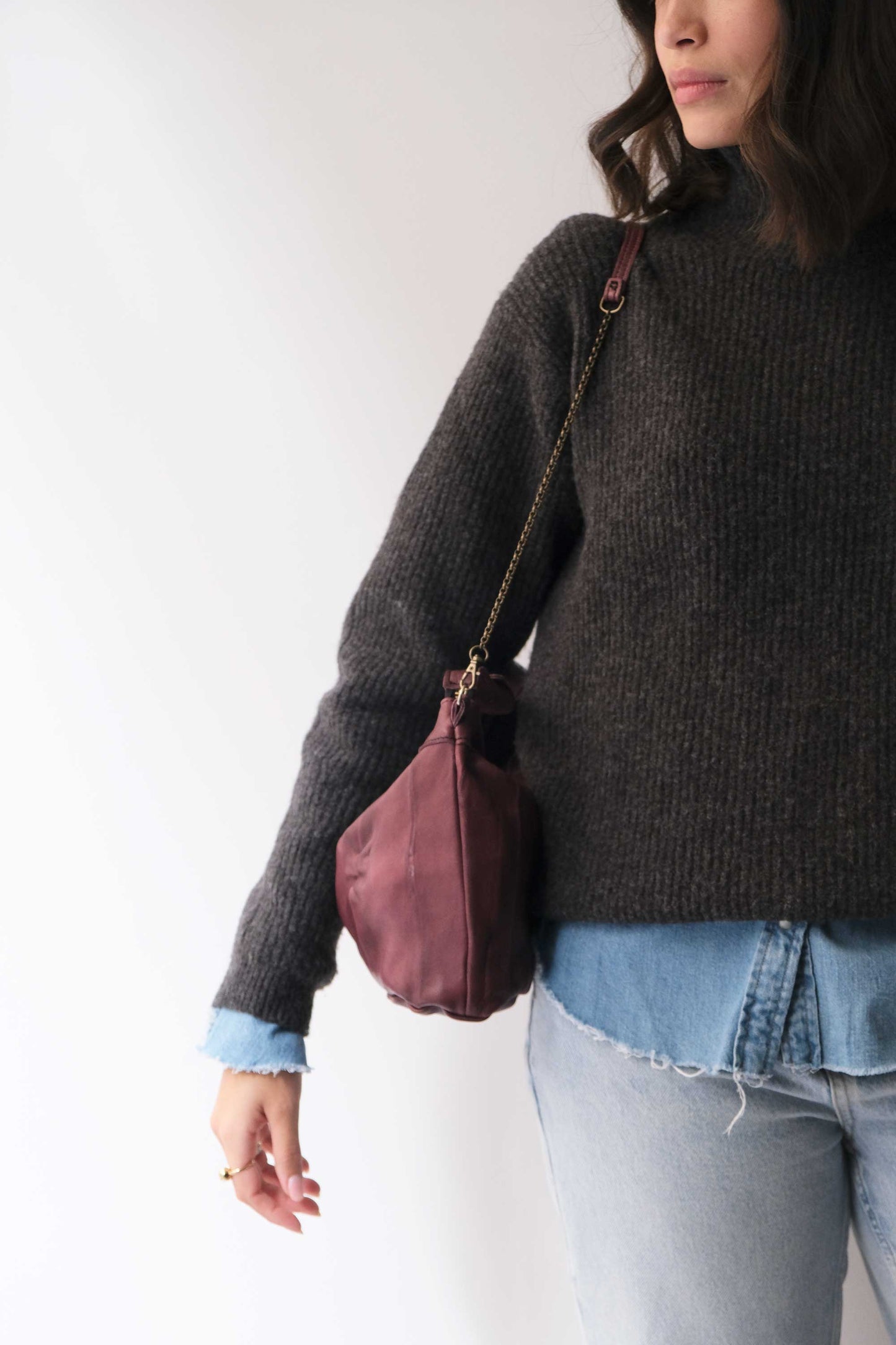 Chicca Media hobo bag in plum lomé nappa - Made in Italy -