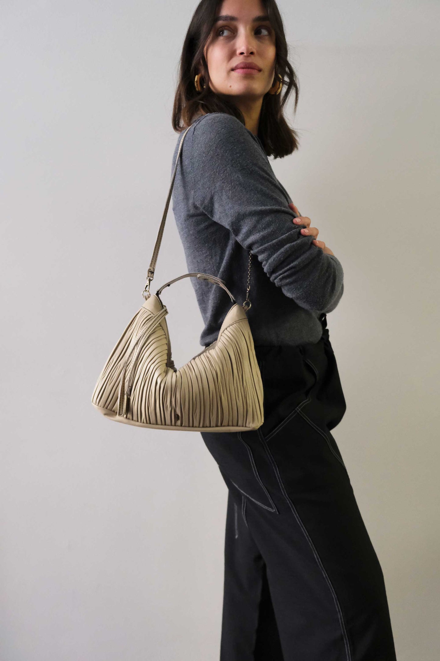 Chicca Media hobo bag in sand pleated leather - Made in Italy -