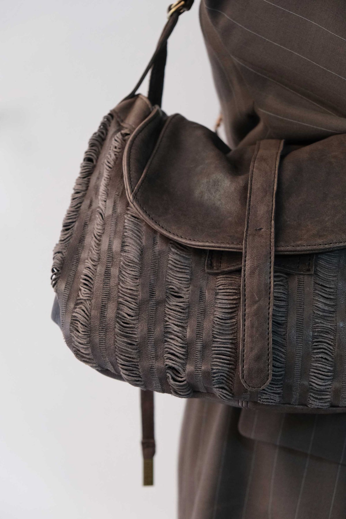 Do saddle bag tobacco in soft nappa fringe - Made in Italy -