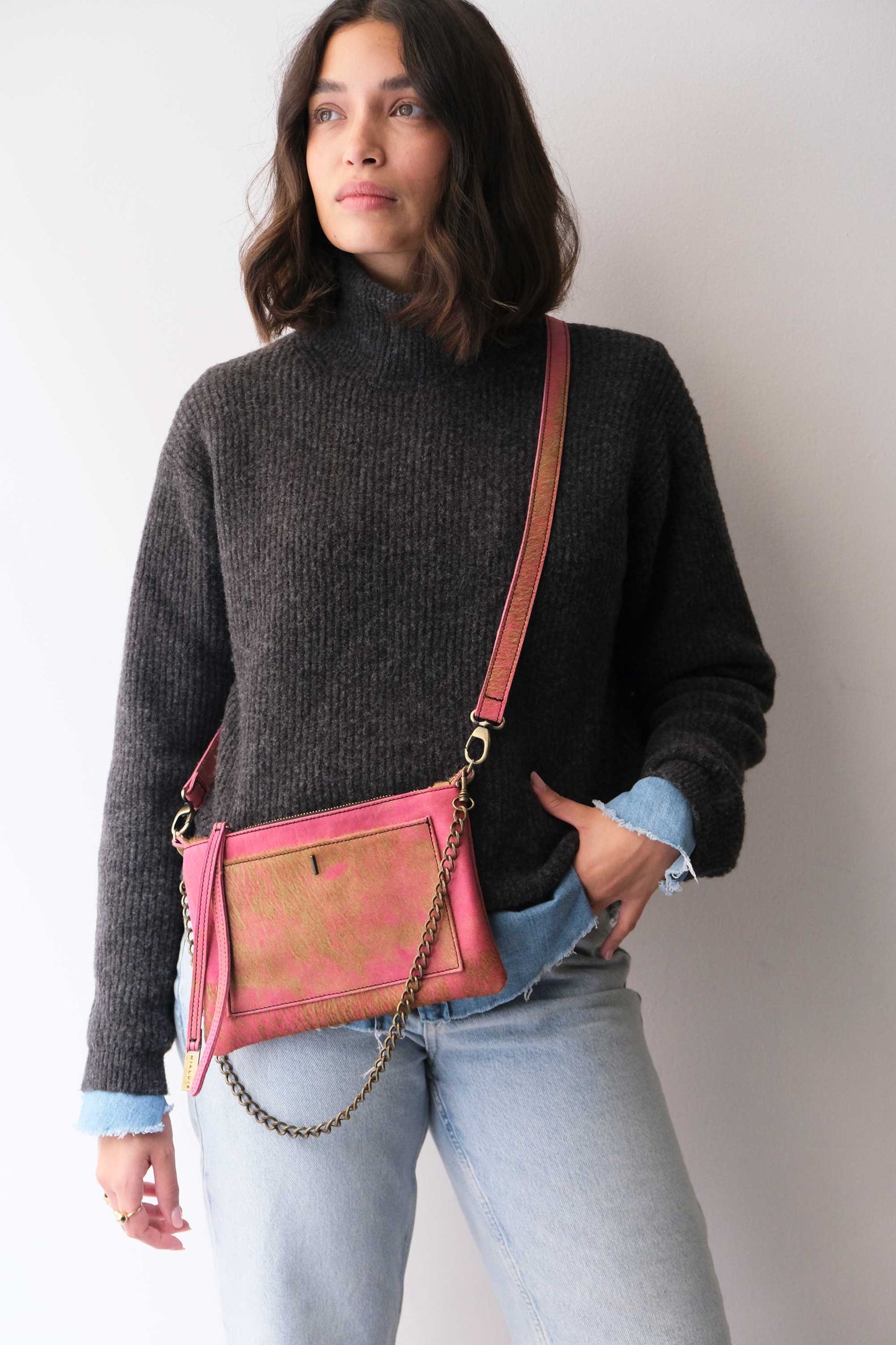 LIMITED EDITION Mikin aged fuchsia pony-hair pochette - Made in Italy -