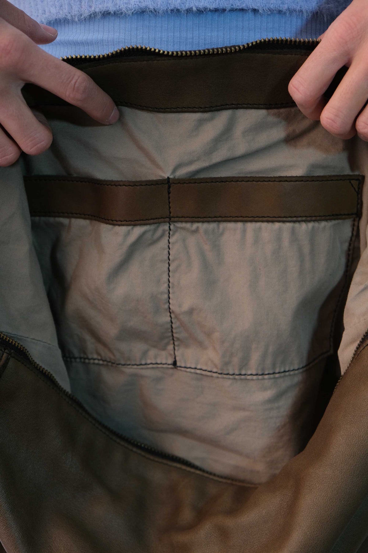 Rechi Big moss garment-dyed leather - Made in Italy -
