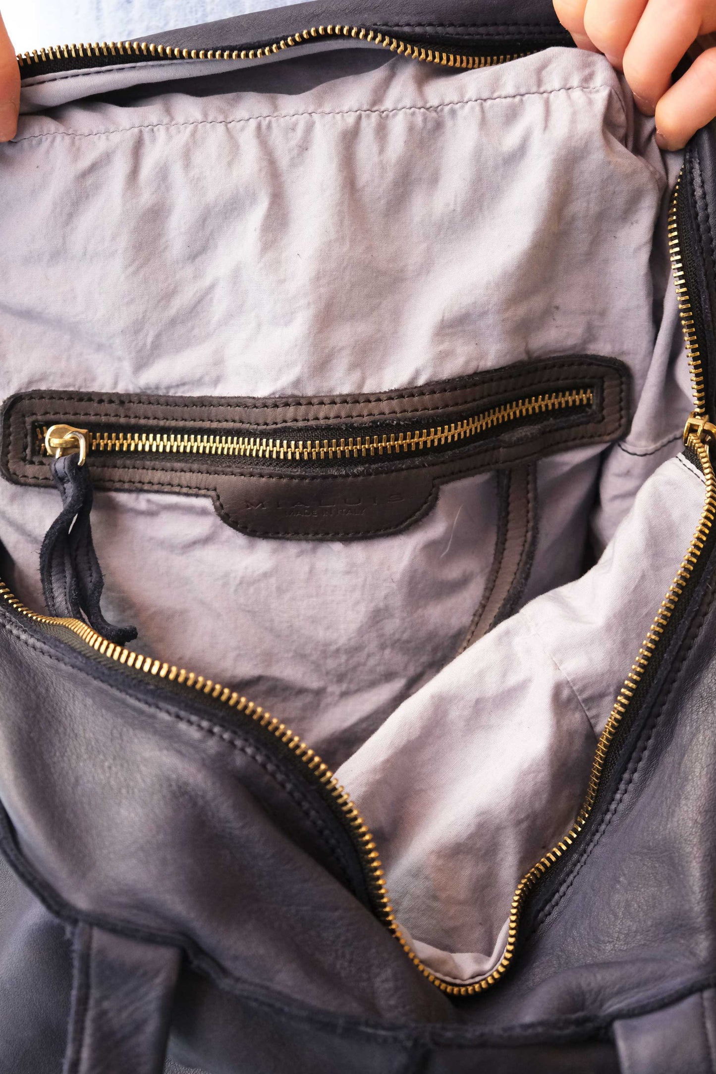 Reri bag navy garment-dyed leather - Made in Italy -