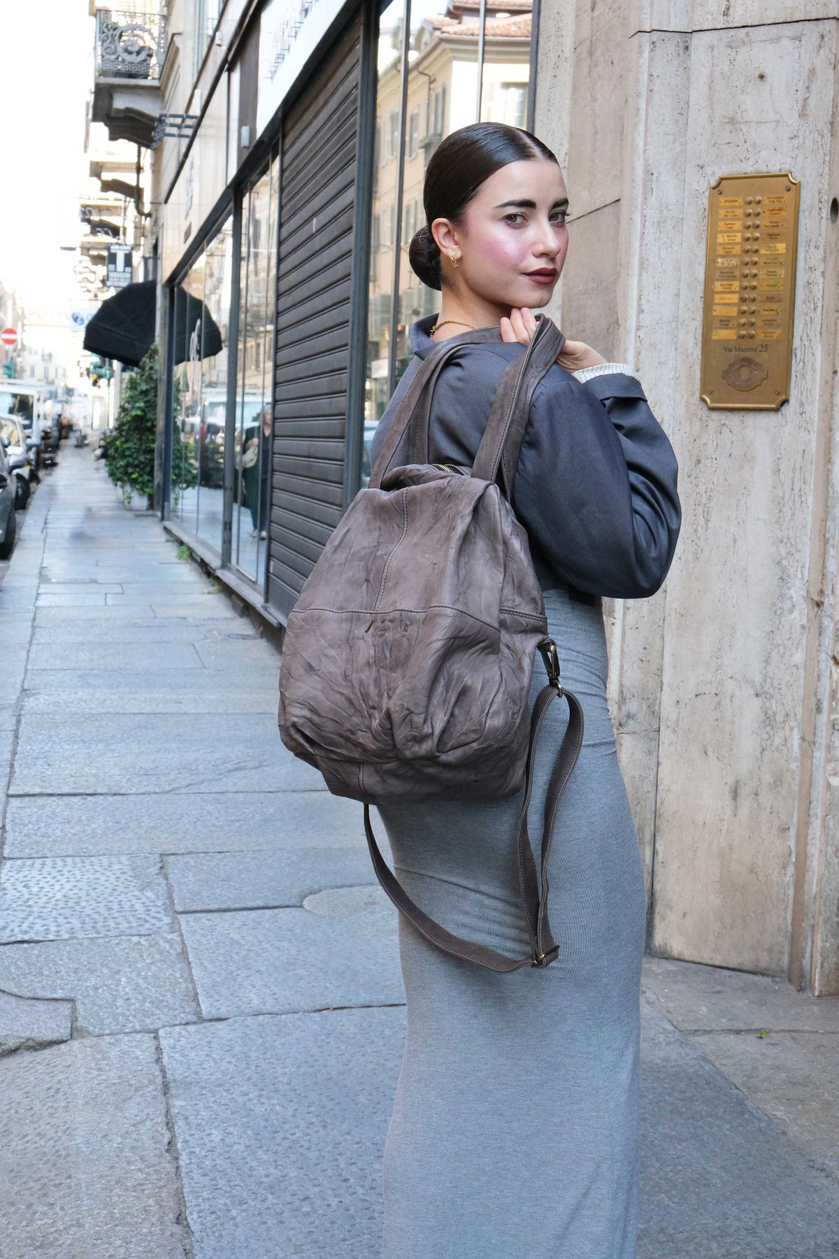 Riri tote bag in soft nappa lomé tobacco - Made in Italy -