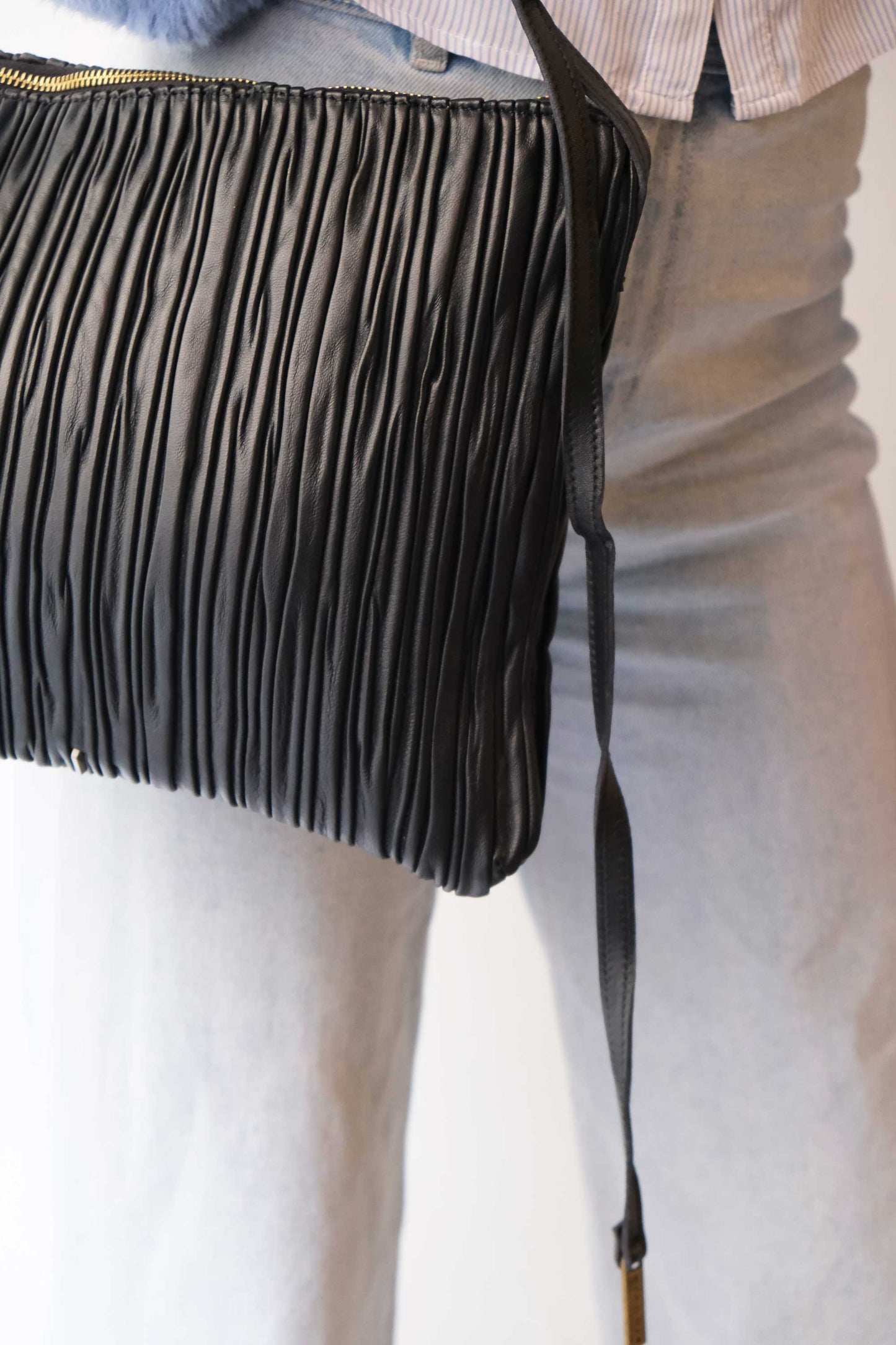 Valentina small hobo bag in black pleated leather - Made in Italy -