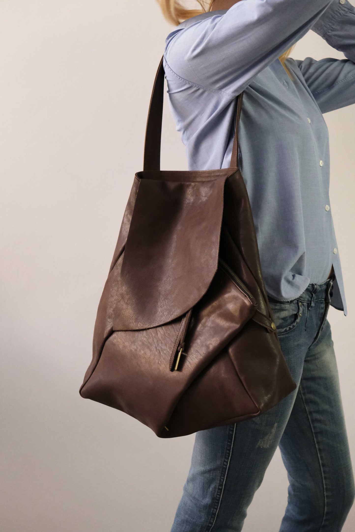 Ferdi tote bag in chocolate nappa leather