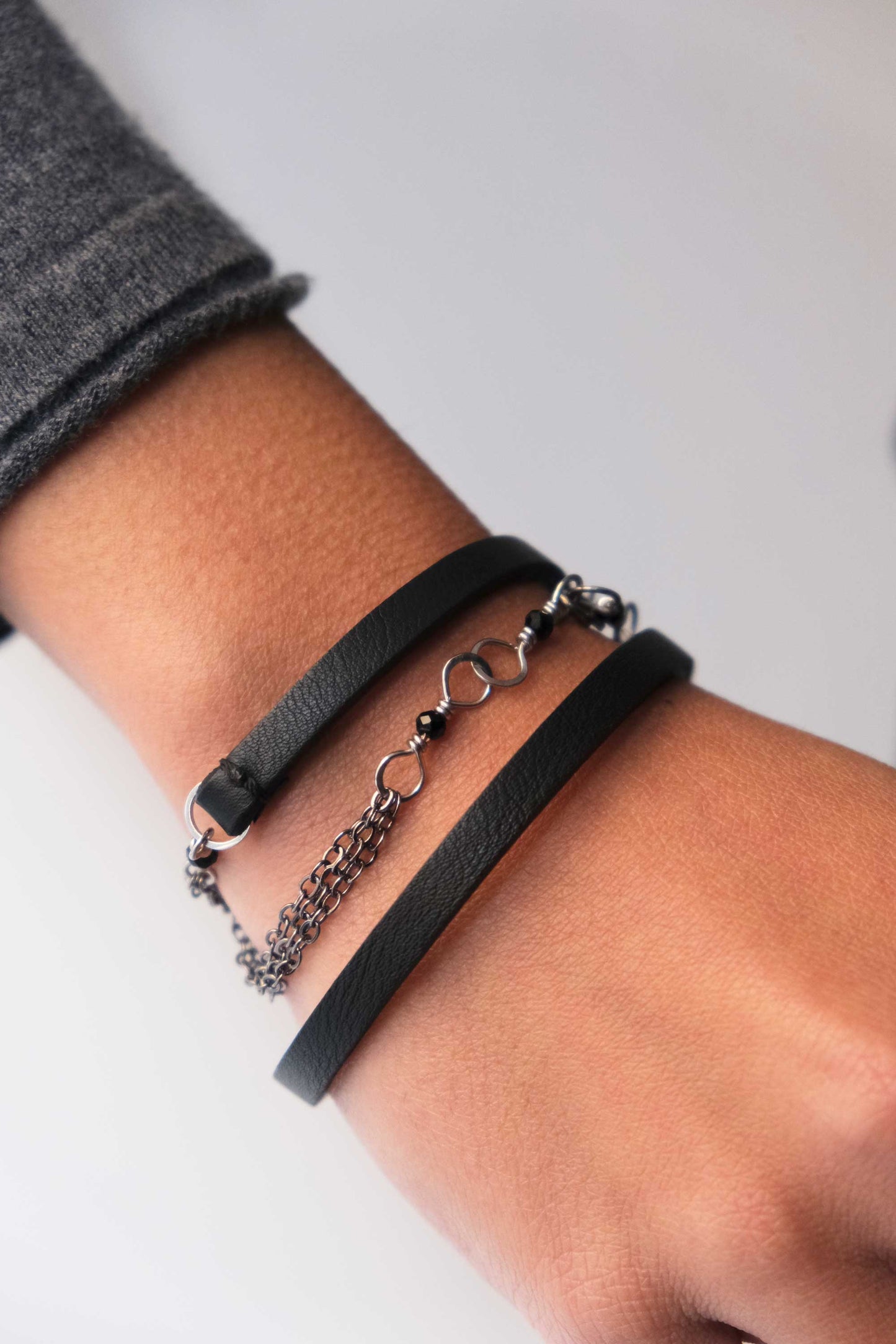 Mia bracciale in pelle nera catene canna di fucile -Made in Italy -