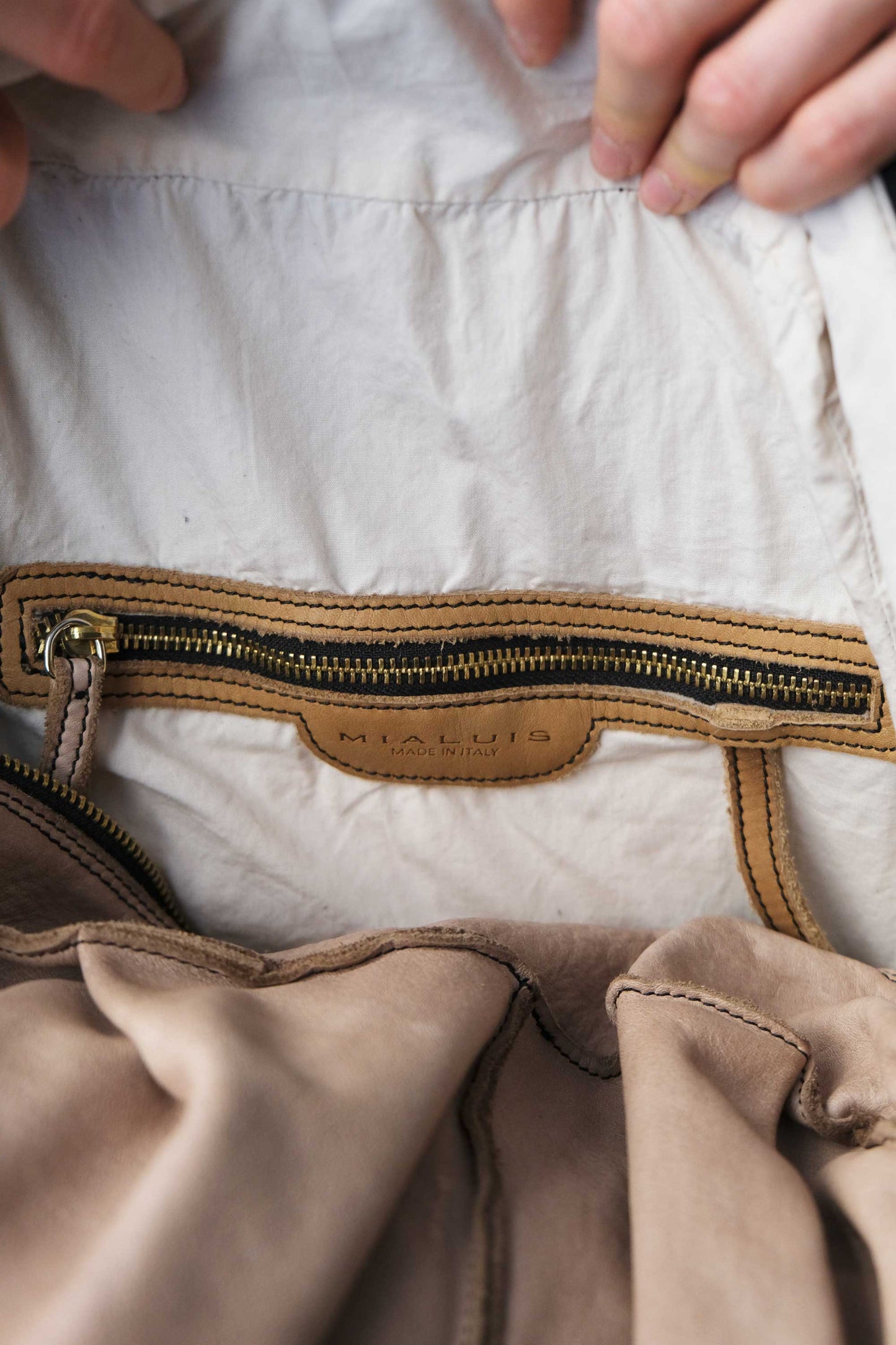 Reneri backpack sand garment-dyed leather - Made in Italy -