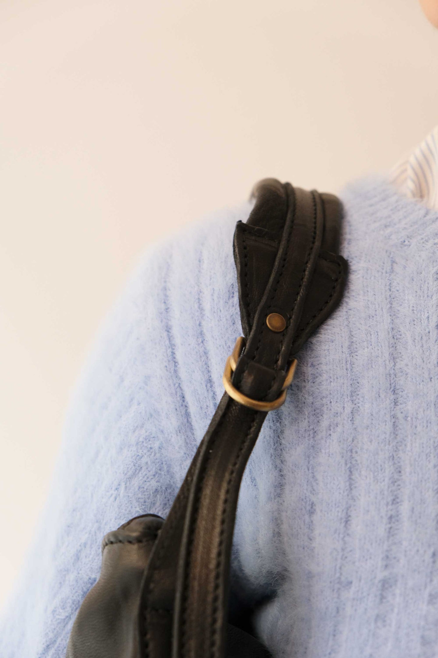 Valentina small hobo bag in black lomè leather - Made in Italy -