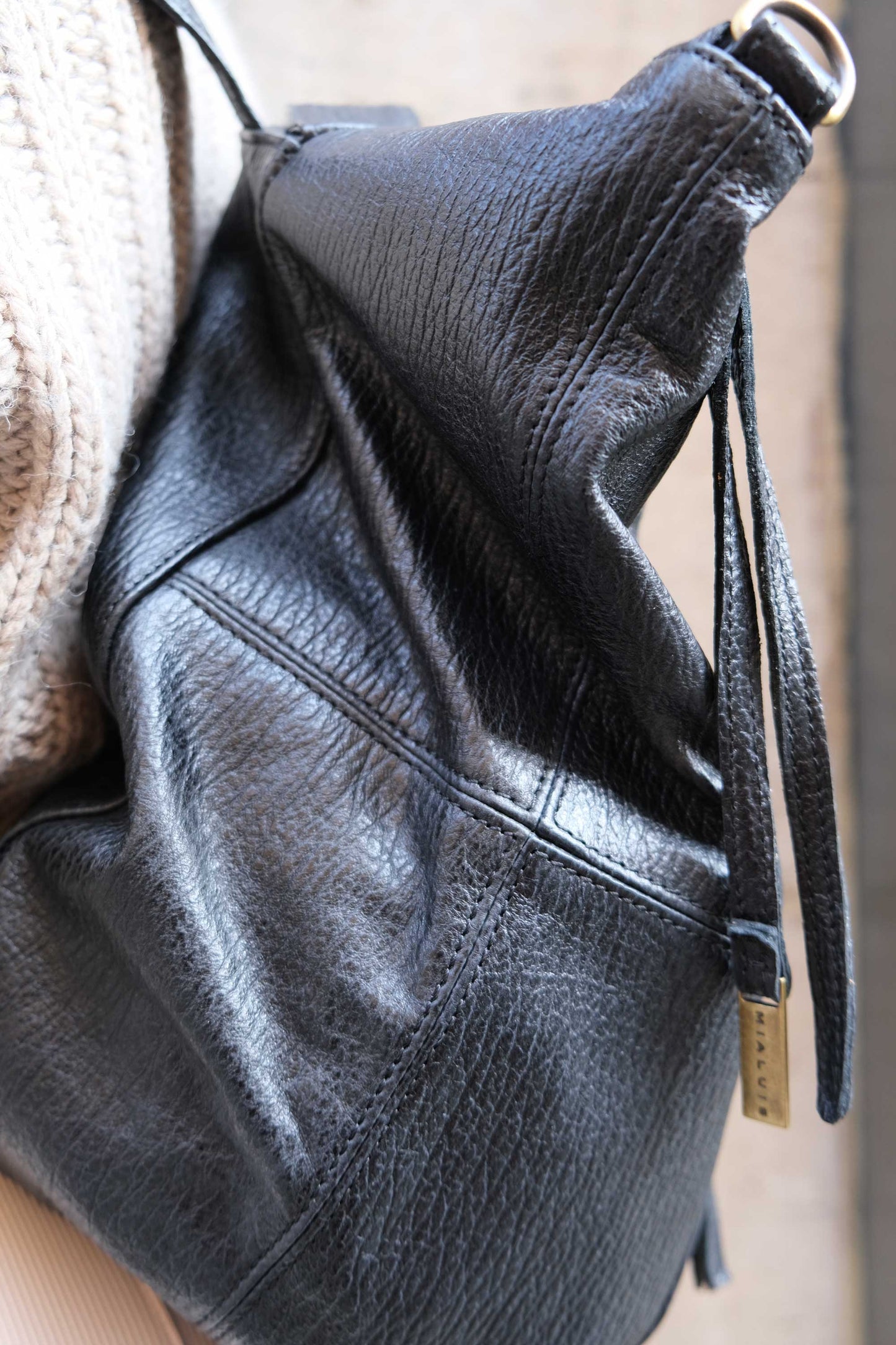 Vicky backpack in black shark-print vegetable-tanned nappa leather – Made in Italy -