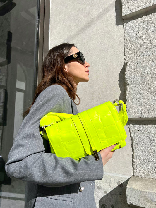 Estel in fluo yellow leather
